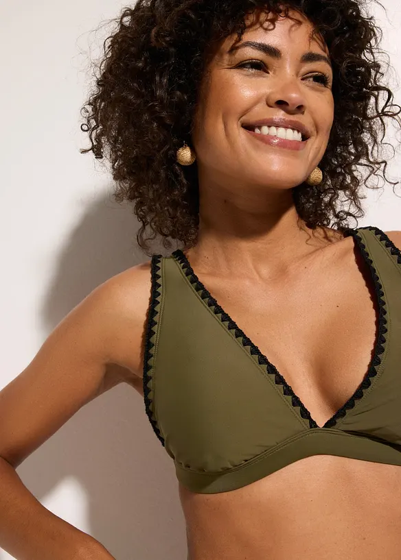 Bikini&ouml;verdel med broderi, bonprix