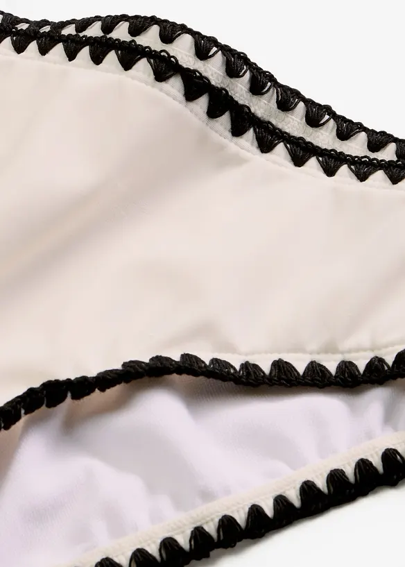 Bikinibyxa med broderi, bonprix