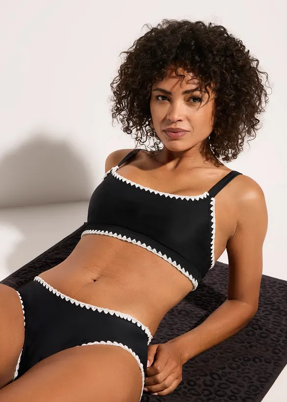 BH-bikinitopp med broderi, bonprix