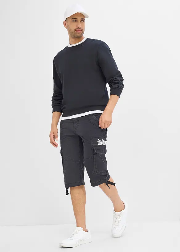 L&aring;nga shorts med stretch och cargofickor, normal passform, bonprix