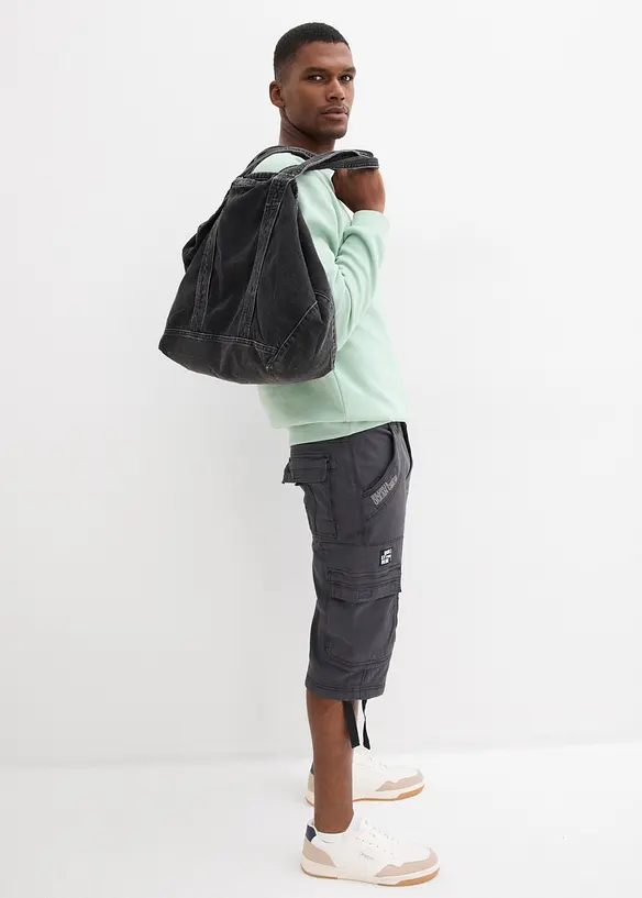 L&aring;nga shorts med stretch och cargofickor, normal passform, bonprix