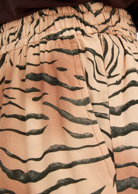 Shorts i mjuk viskosmix, bonprix