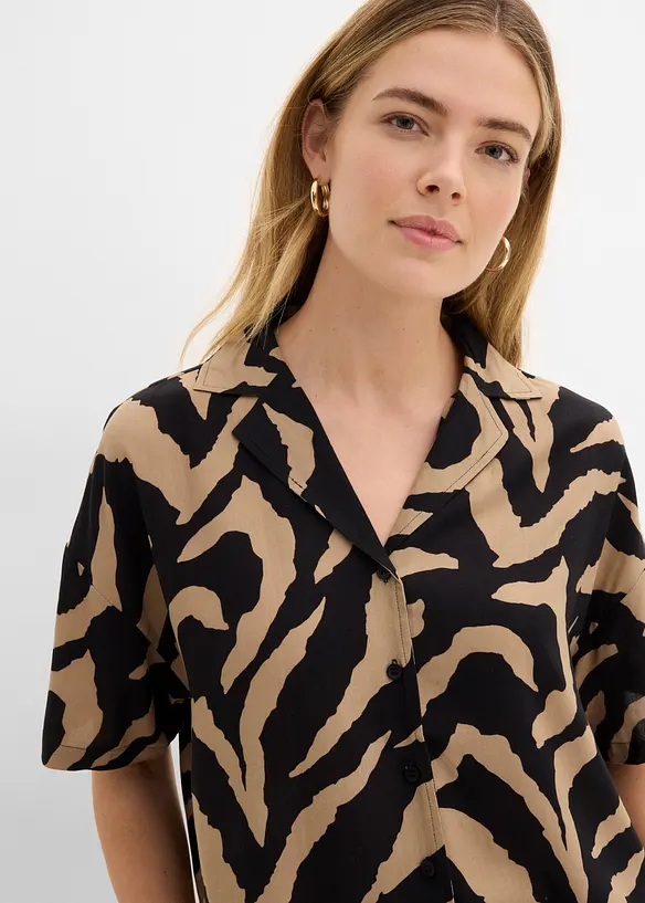 Kort&auml;rmad blus av mjuk viskosmix, bonprix