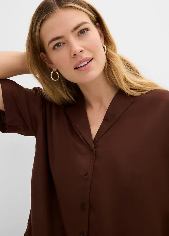 Kort&auml;rmad blus av mjuk viskosmix, bonprix