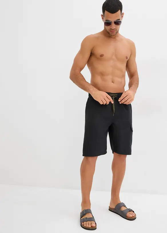 Badshorts med ficka p&aring; sidan, bonprix