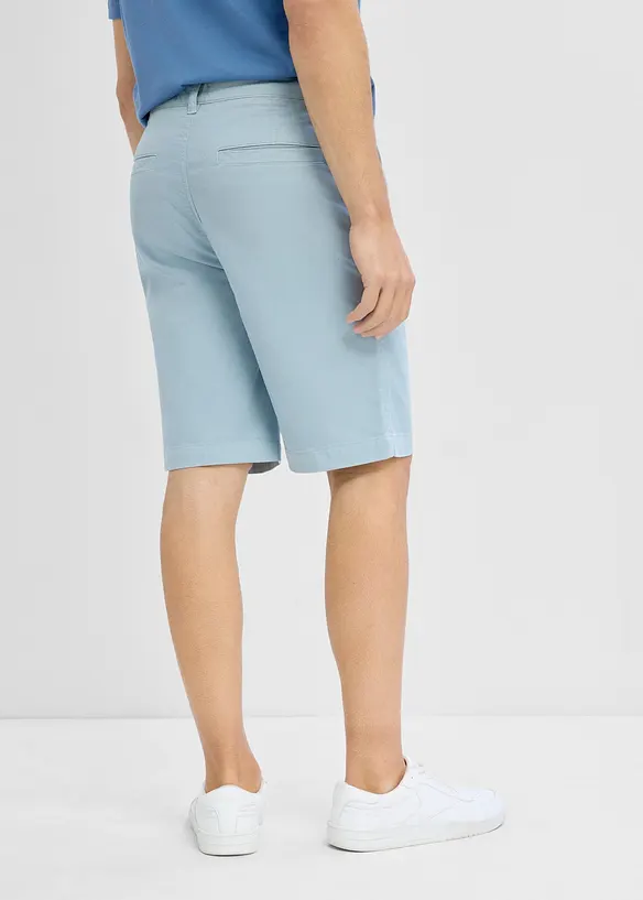 Stretchiga shorts, normal passform, bonprix