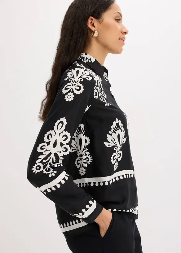 Blus av viskos med mjukt fall, bonprix