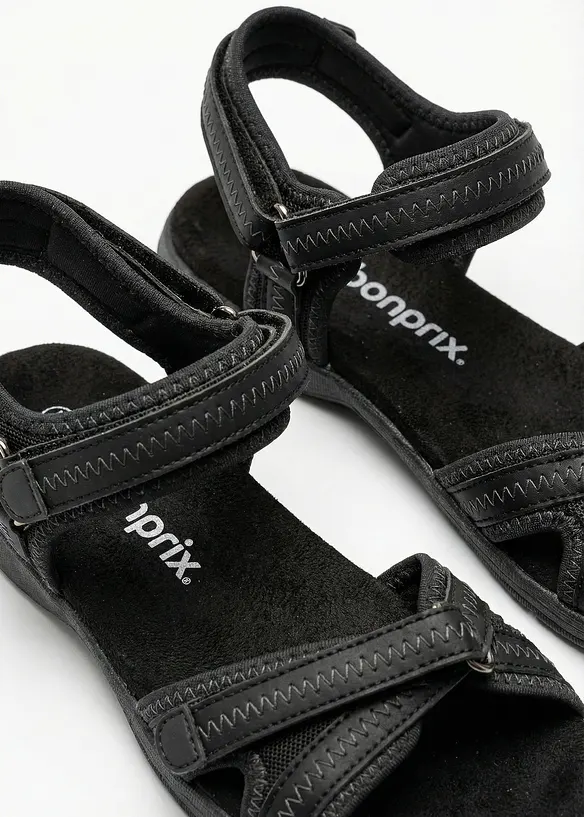 Vandringssandal med profilsula, bonprix