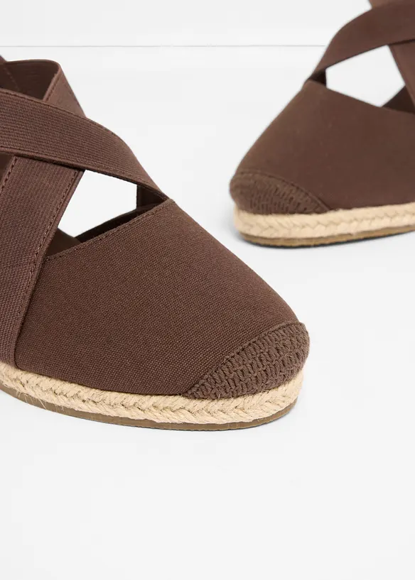 Sandalett med kilklack och elastiska remmar, bonprix