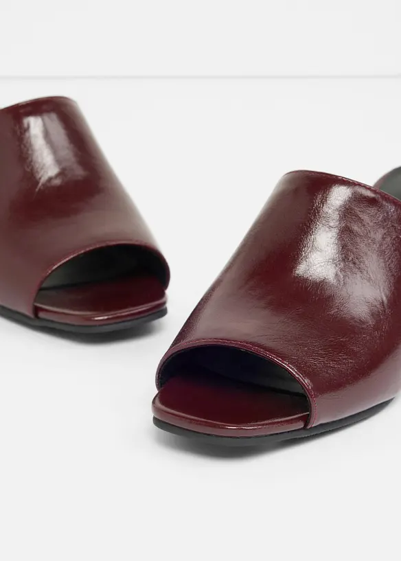Toffla med blockklack, bonprix