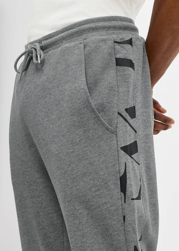 Joggingbyxa, normal passform, bonprix