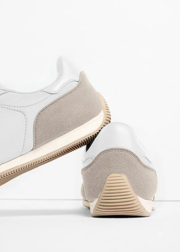 Sneakers i retrostil, bonprix