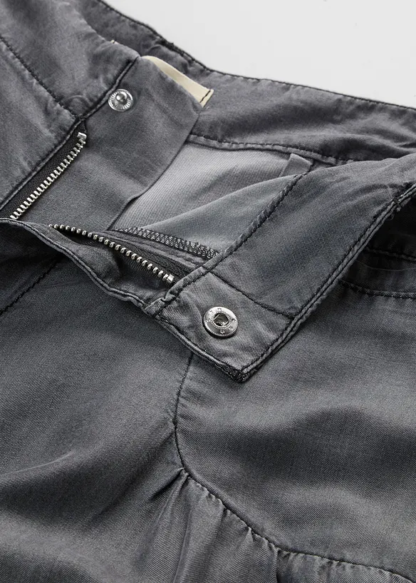 Wide Leg Jeans i b&ouml;ljande lyocell, bonprix