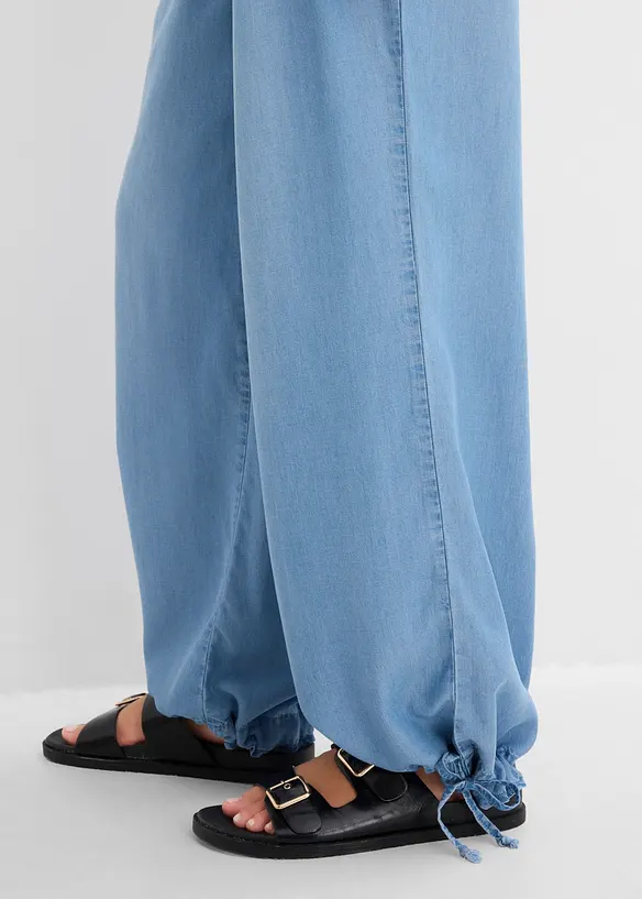 Wide Leg Jeans i b&ouml;ljande lyocell, bonprix
