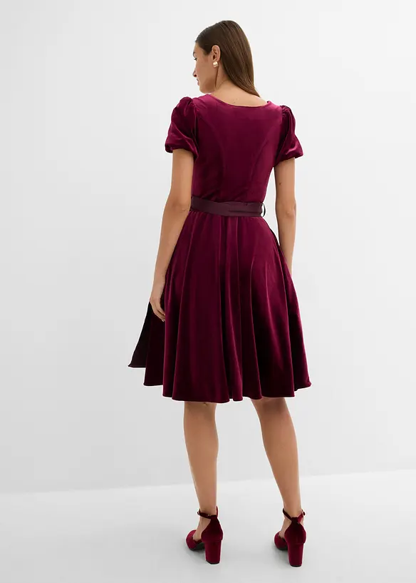 Dirndl och f&ouml;rkl&auml;de (2 delar), bonprix
