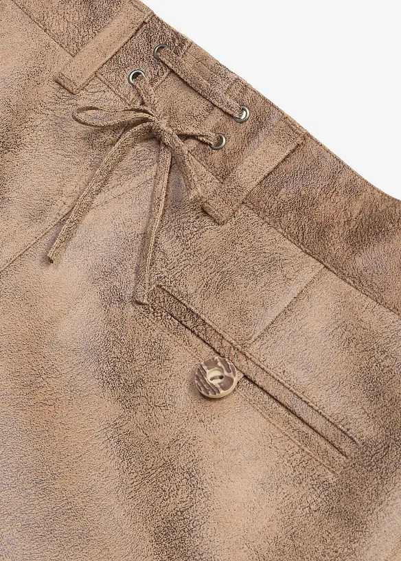 Folkdr&auml;ktsinspirerade shorts i skinnimitation, bonprix