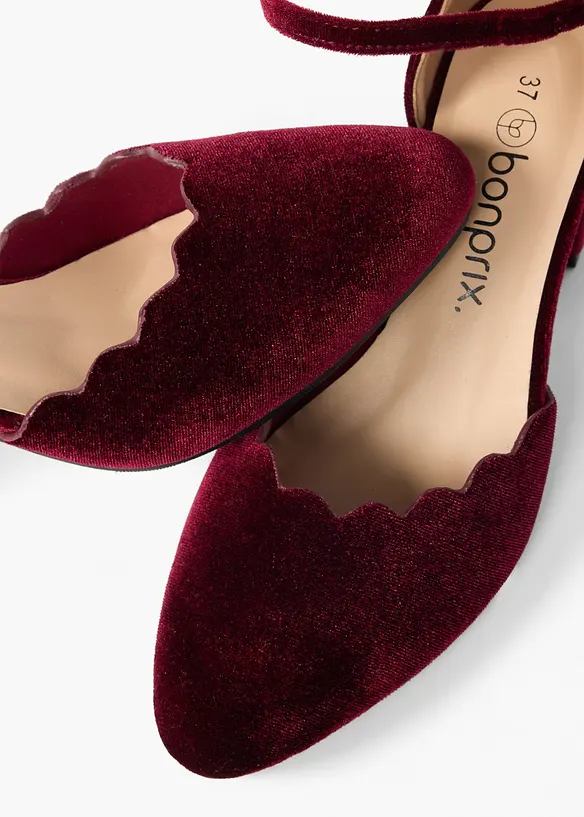 Pumps med remmar och blockklack, bonprix