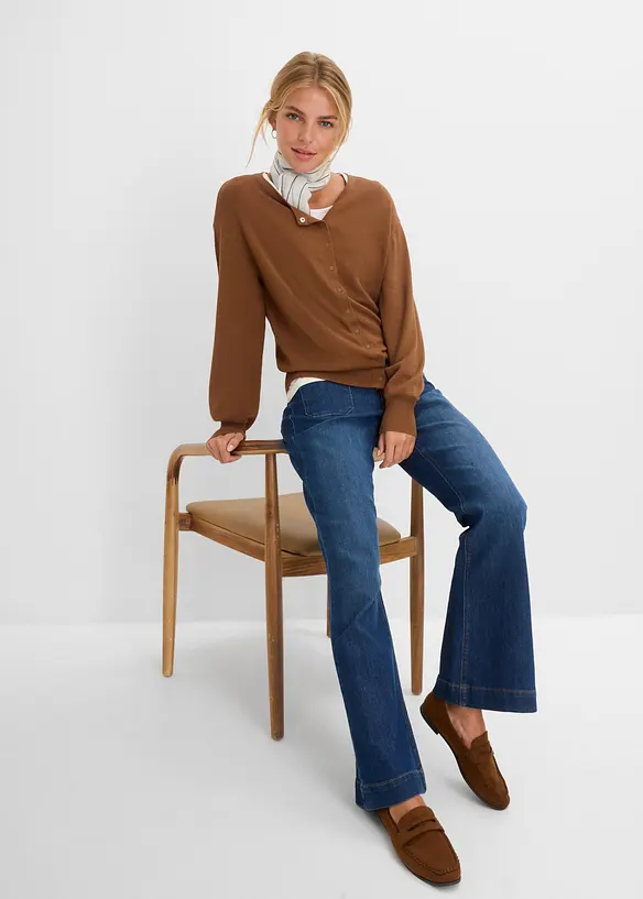 Finstickad cardigan av mjuk viskosmix, bonprix