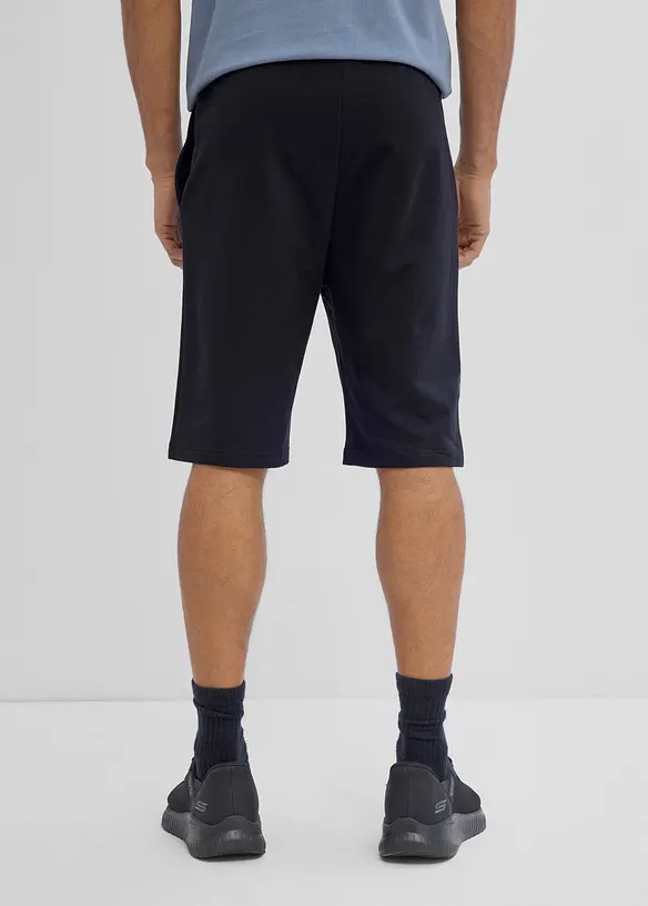 Sweatshirtshorts av ekologisk bomull, bonprix