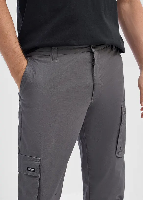 Stretchbyxa med mobilficka, normal passform, raka ben, bonprix