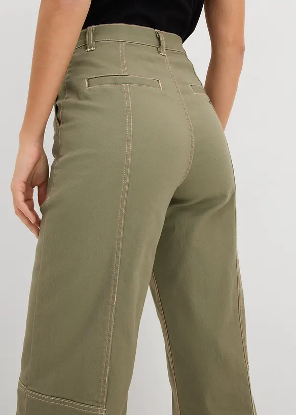 Twillbyxa i kortare modell av bomull med stretch, bonprix