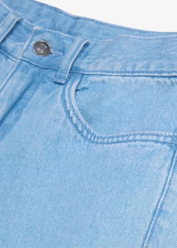 Jeansshorts med justerbar midja, Loose Fit, bonprix