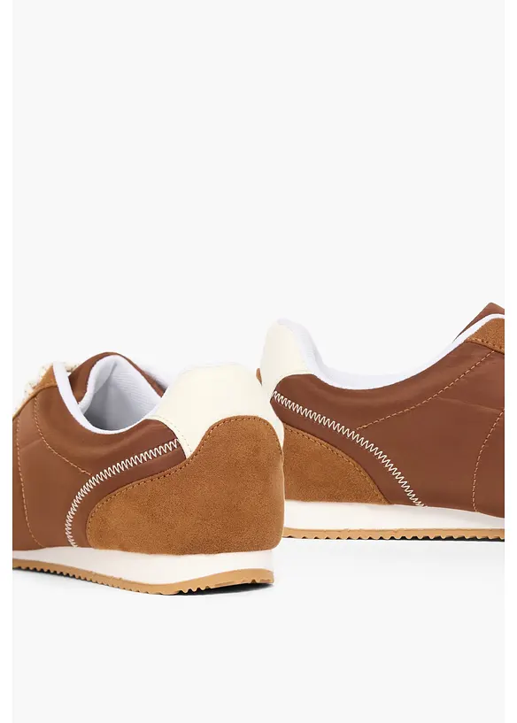 Sneakers i retrostil, bonprix