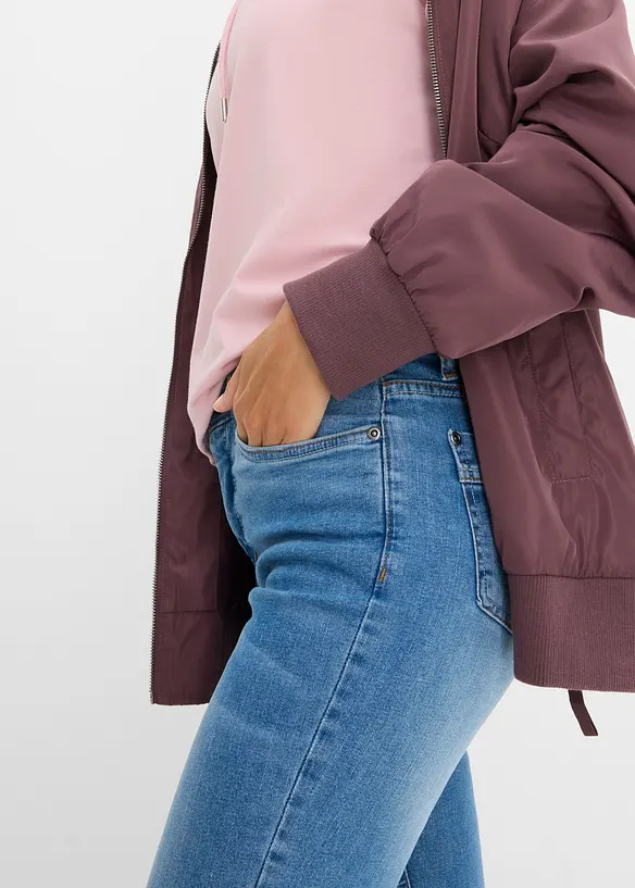 Straight jeans Mid Waist, Stretch, bonprix
