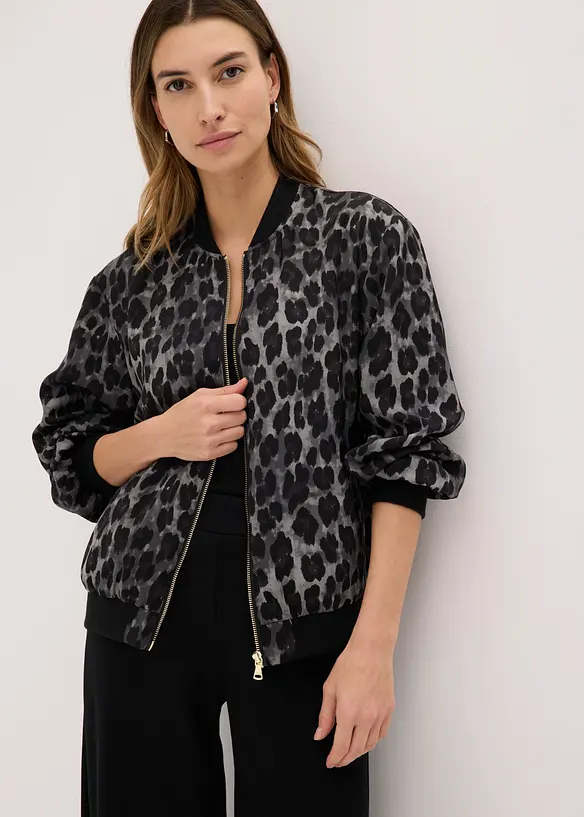 Blusjacka av satin med mjukt fall, bonprix