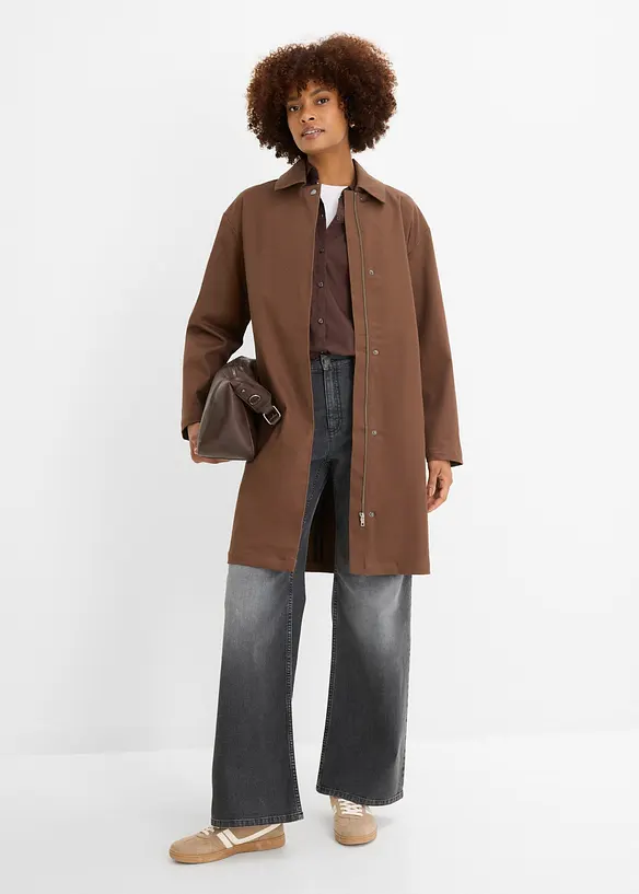 Trenchcoat i vattenavvisande material, bonprix