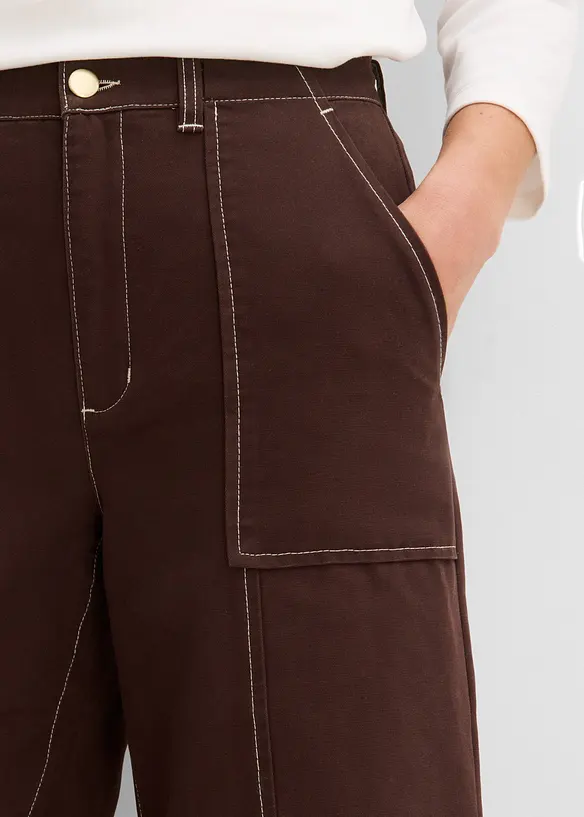 Twillbyxa av bomull i kort modell, bonprix