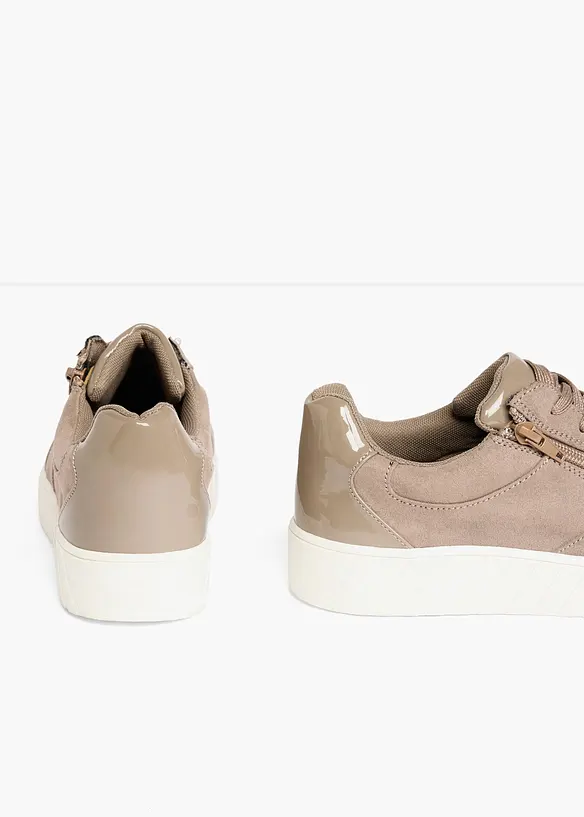 Sneakers med vadderad innersula, bonprix