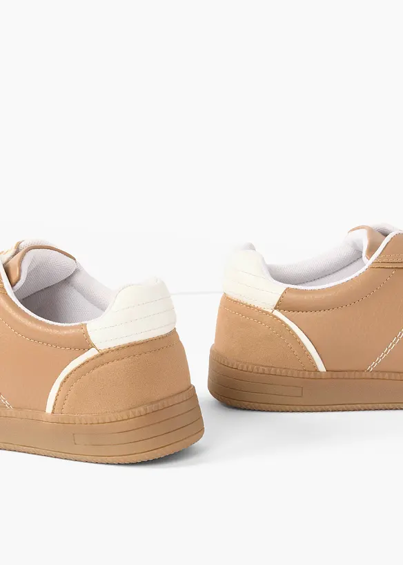 Sneakers med retrolook, bonprix