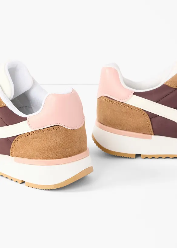 Sneakers med retrolook, bonprix