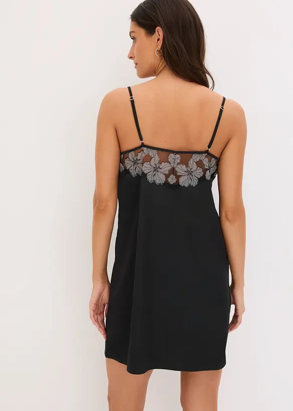 Neglig&eacute; i satin med elegant broderi, bonprix