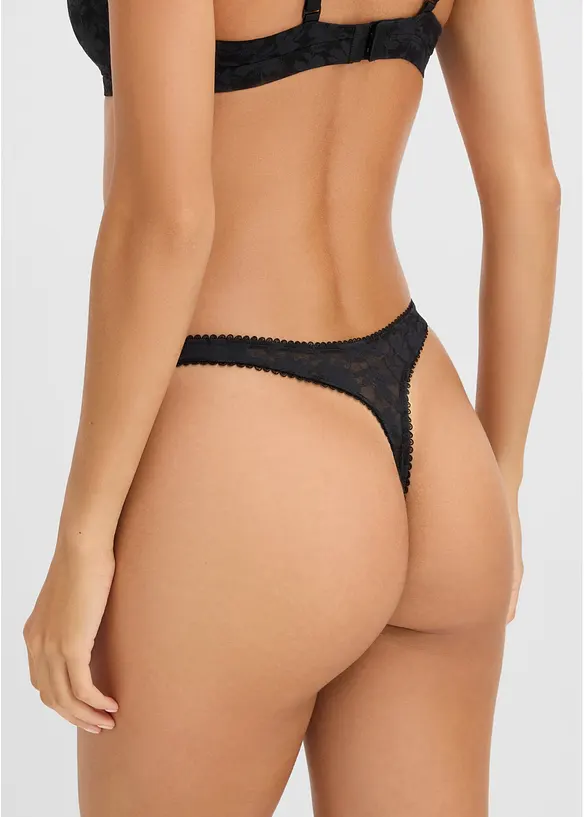 Stringtrosa i mjukt material, bonprix