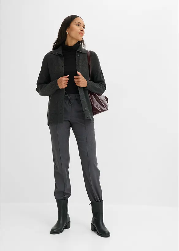 Stickad cardigan i ledig modell, av viskosmix, bonprix