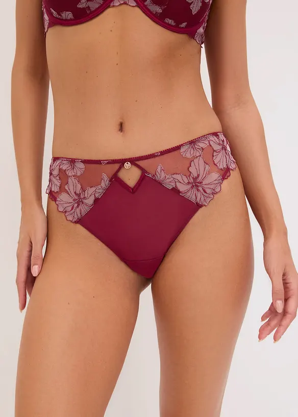 Stringtrosa med elegant broderi, bonprix