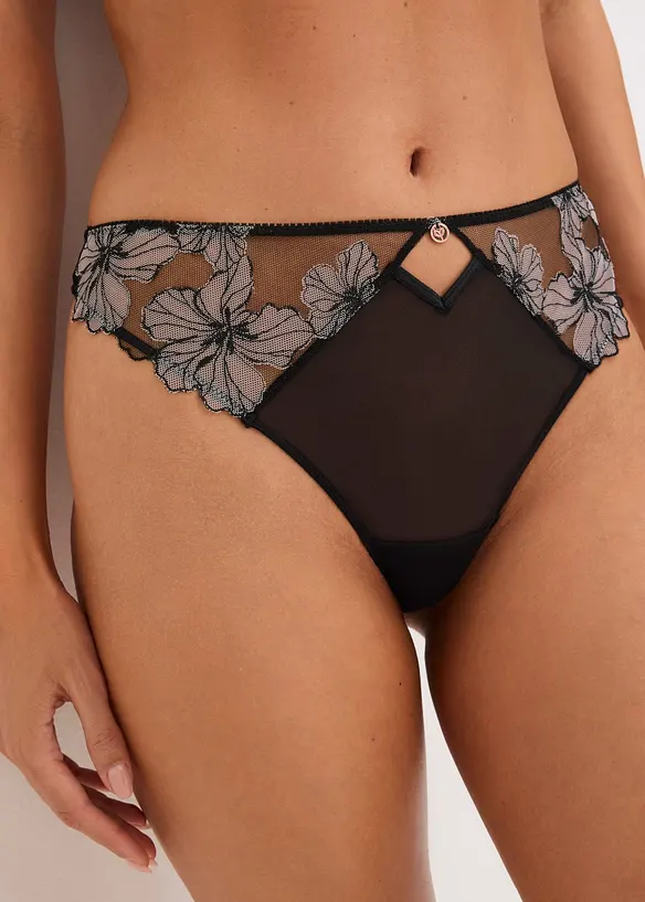 Stringtrosa med elegant broderi, bonprix