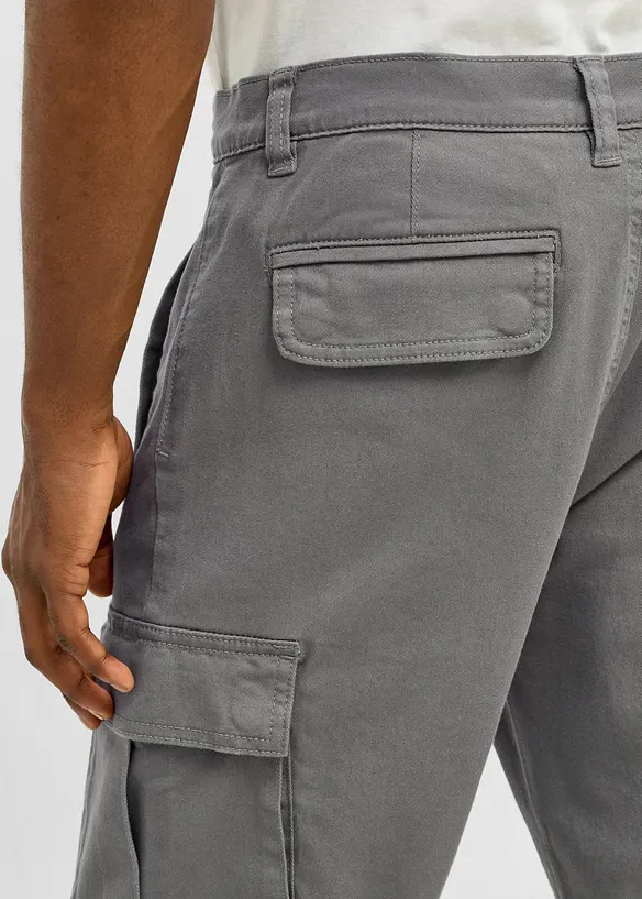 Cargobyxa med stretch i Regular Fit, tapered, bonprix