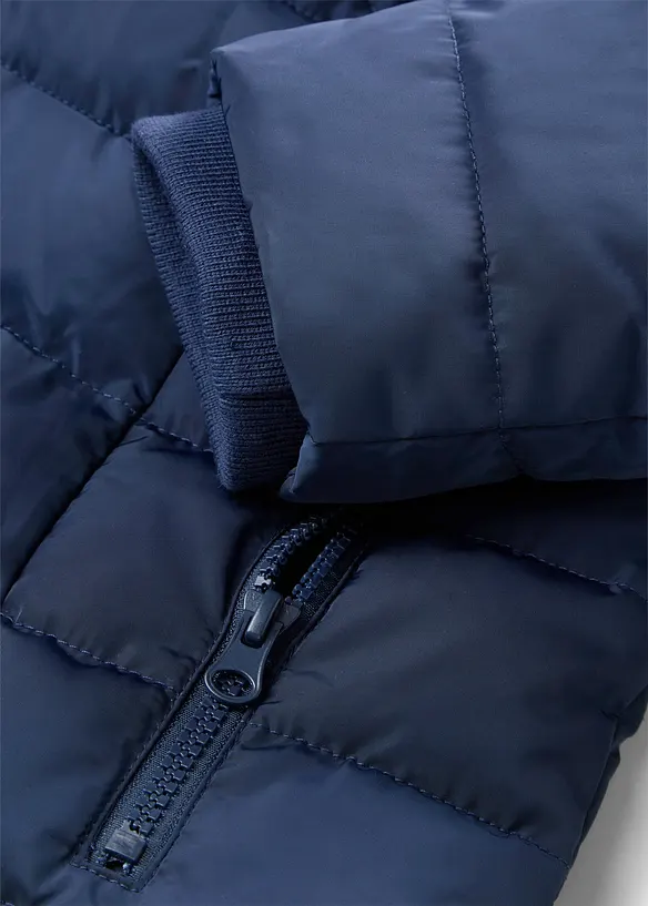 Tunn t&auml;ckjacka med avtagbar huva, bonprix