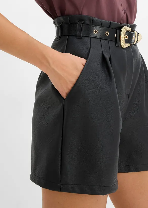 Shorts i skinnimitation med sk&auml;rp, bonprix