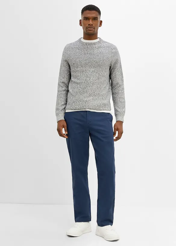 Stretchiga chinos, raka och vida ben, klassisk passform, bonprix