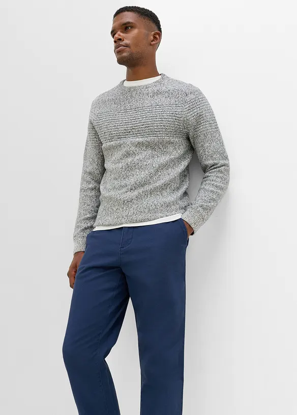 Stretchiga chinos, raka och vida ben, klassisk passform, bonprix