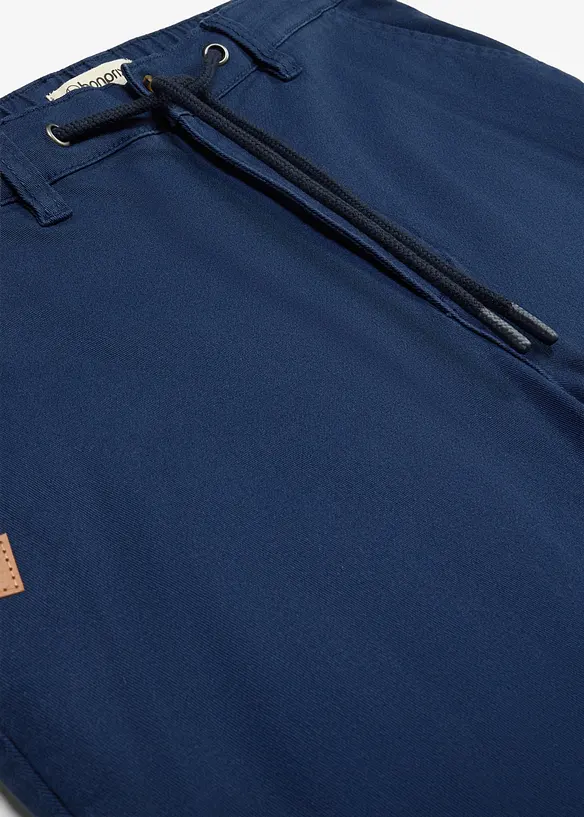 Stretchiga chinos, raka och vida ben, klassisk passform, bonprix