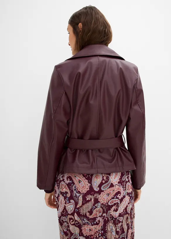 Kort trenchcoat i skinnimitation, bonprix