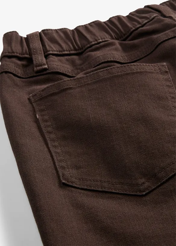 Twillbyxa i kort bootcut-modell av bomullsmix, bonprix