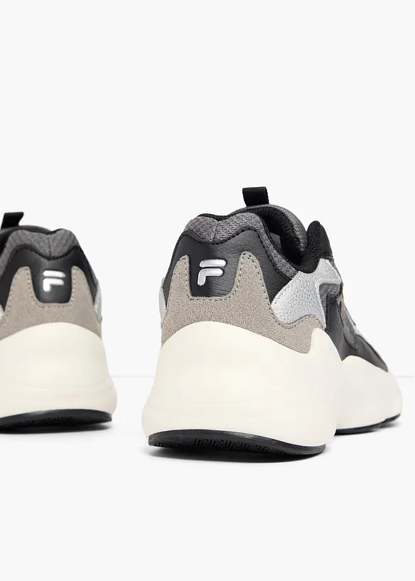 Kraftiga sneakers med djurm&ouml;nstrade detaljer fr&aring;n Fila, FILA
