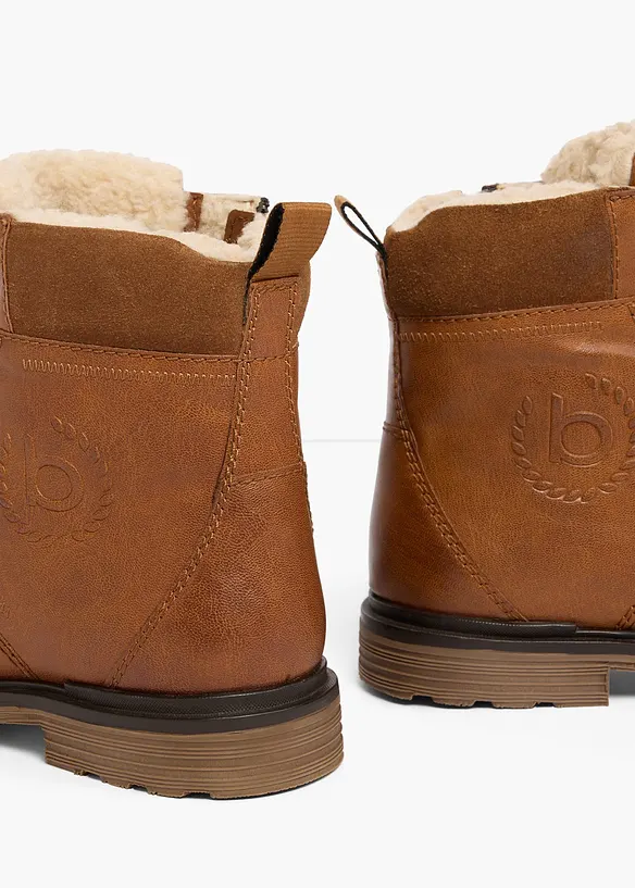 Fodrad sn&ouml;rk&auml;nga fr&aring;n Bugatti, Bugatti