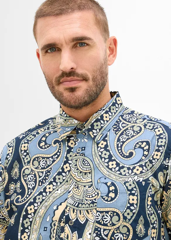 Kort&auml;rmad skjorta i tunt somrigt material, bonprix